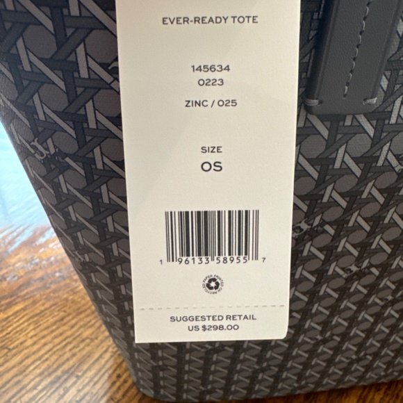 Ever-Ready Basketweave Print Tote Bag by Tory Burch - Picture 6 of 6